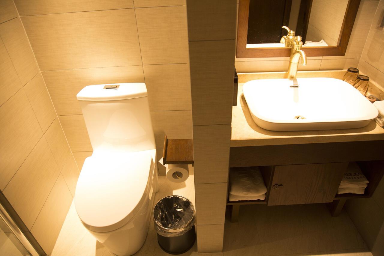 เจมส์ จอยซ์ คอฟฟีเทล สถาบันเทคโนโลยี ฮาร์บิน Hotel ภายนอก รูปภาพ