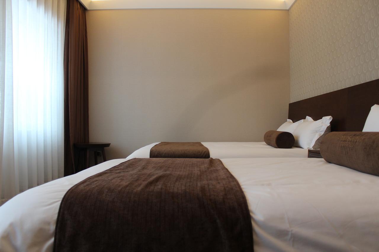 เจมส์ จอยซ์ คอฟฟีเทล สถาบันเทคโนโลยี ฮาร์บิน Hotel ภายนอก รูปภาพ