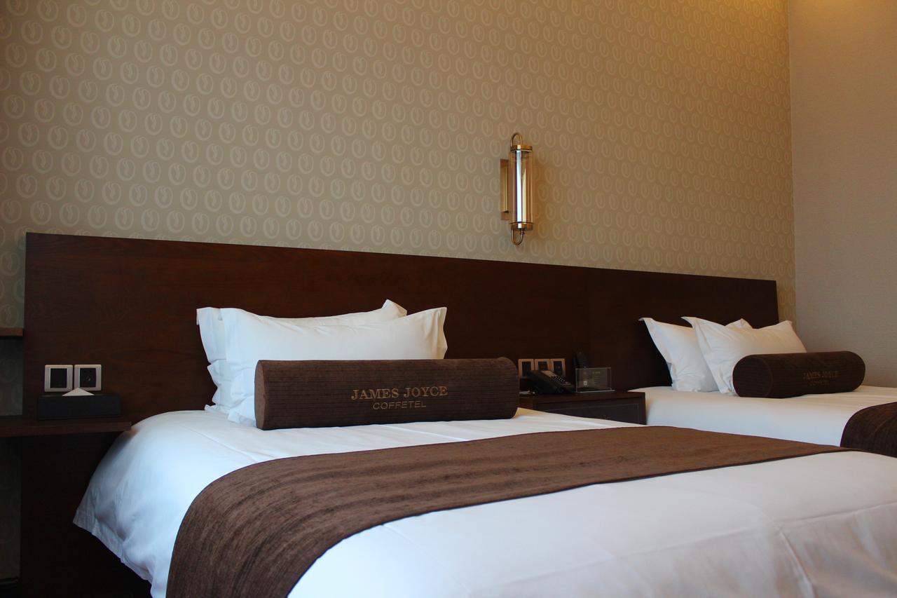 เจมส์ จอยซ์ คอฟฟีเทล สถาบันเทคโนโลยี ฮาร์บิน Hotel ภายนอก รูปภาพ