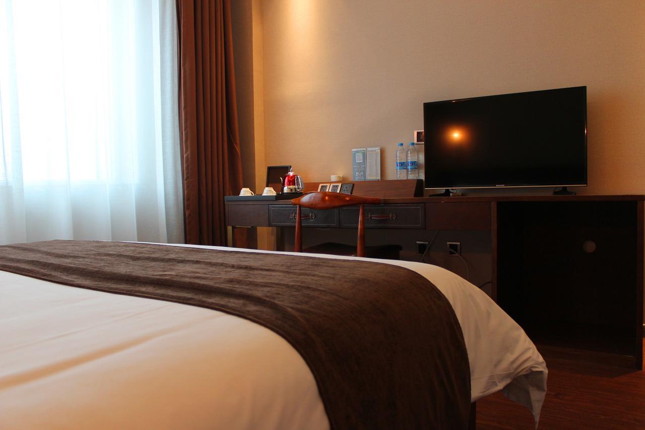 เจมส์ จอยซ์ คอฟฟีเทล สถาบันเทคโนโลยี ฮาร์บิน Hotel ภายนอก รูปภาพ
